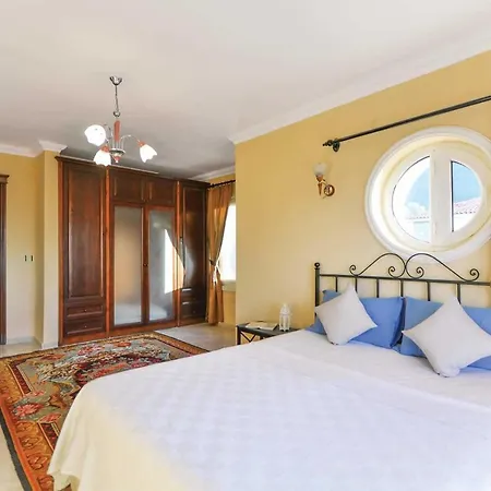 Sleeps 5 Air Con Wifi * أولدينيس